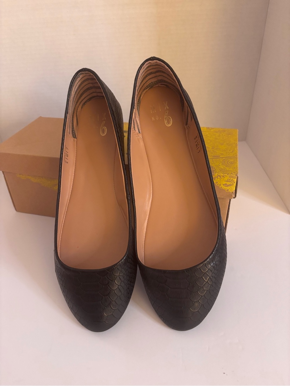 Mix No. 6 Danzey Black Textured Ballet Flats - Women's Size 9 Wide: NIB